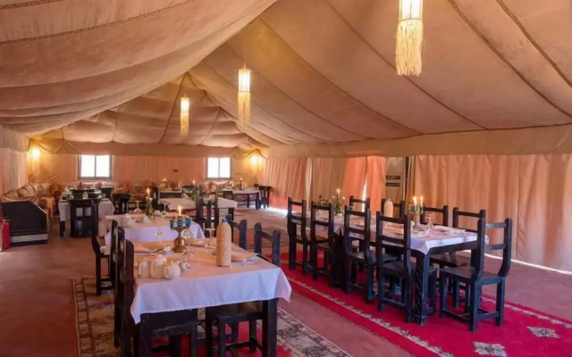 Alan luxury tent Merzouga