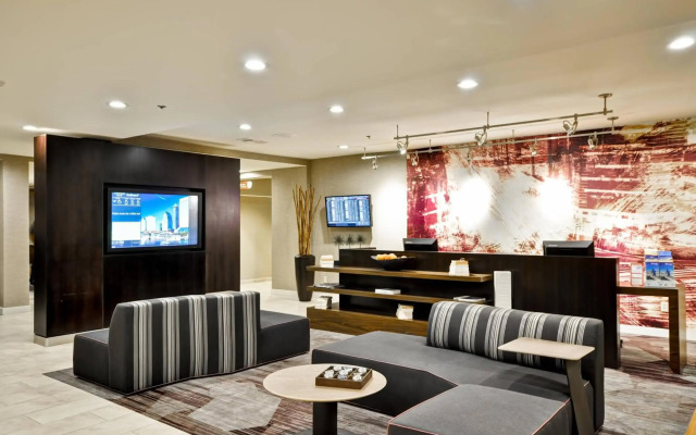 Courtyard by Marriott Jacksonville Airport