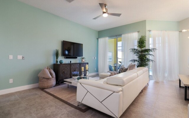 5BR Town Home in Festival