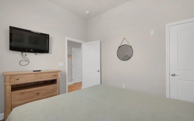 Alerio C303 by RealJoy Vacations