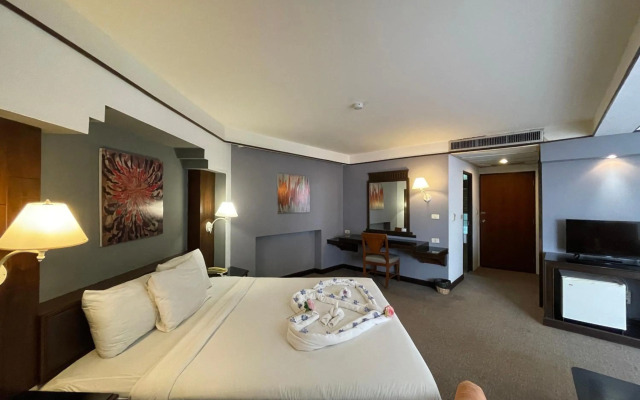 Songphanburi Hotel