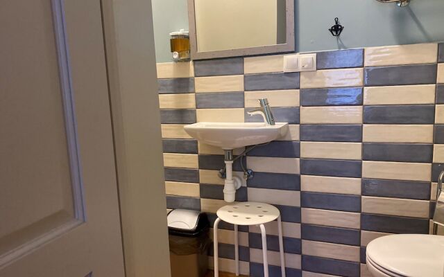 Blue Bird Hostel