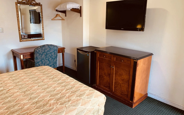 Monterey Oceanside Inn