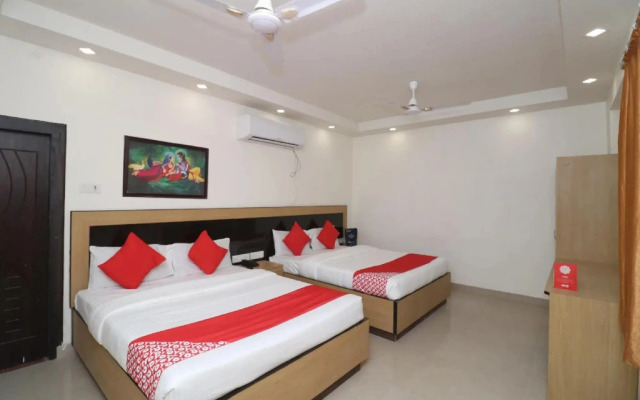 Hotel Devlali By OYO Rooms