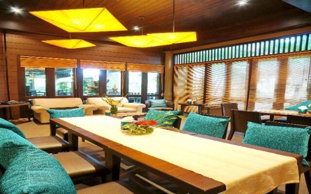 Eiamsiri Resort