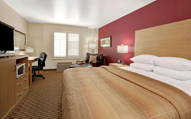 Ramada Limited and Suites San Francisco Airport