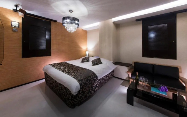 Hotel Sweet Season-L