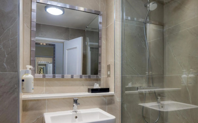 New Bath Hotel and Spa