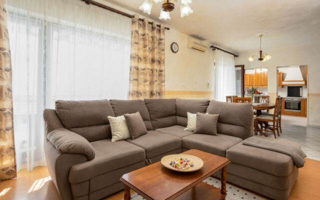 Holiday Home Legović