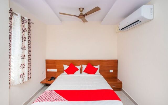 Oyo 18836 Orchid Suites