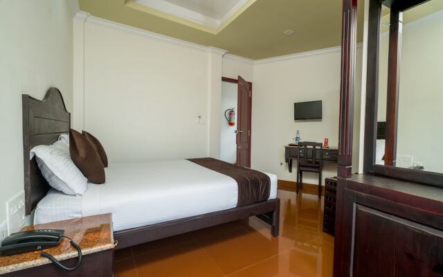 OYO 10428 Hotel Sandal Breeze