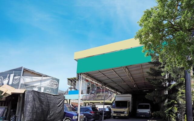 OYO 91415 De Wijaya Hotel