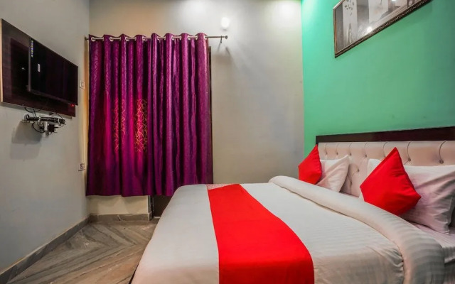 Janak Residency By OYO Rooms