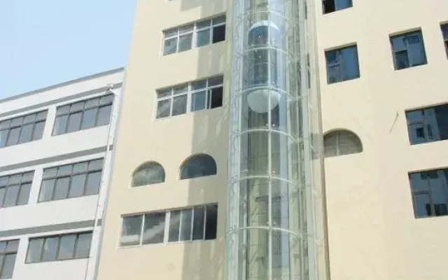 Huajiadi • Runkai Holiday Hotel (Taierzhuang Ancient City Scenic Area)