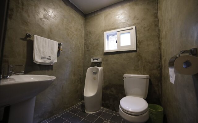 Good Day Mate Hostel