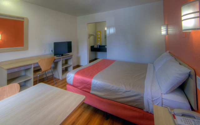 Motel 6 Orlando, FL - Winter Park