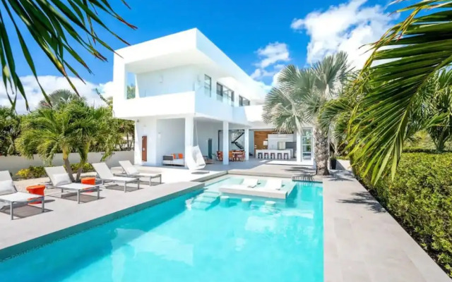Entire Villa in Long Bay Beach