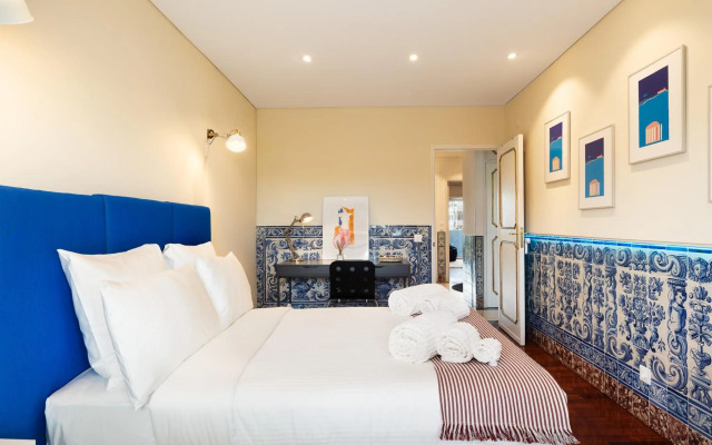 Lx Art Flats | Flat Two