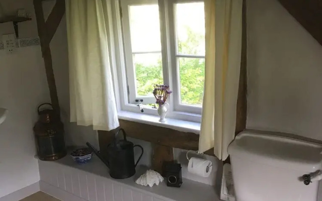 Bumble Cottage B&B