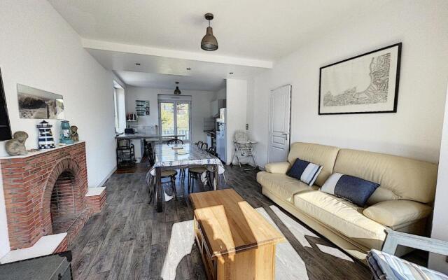 Maison Jullouville, 7 pièces, 9 personnes - FR-1-361-164