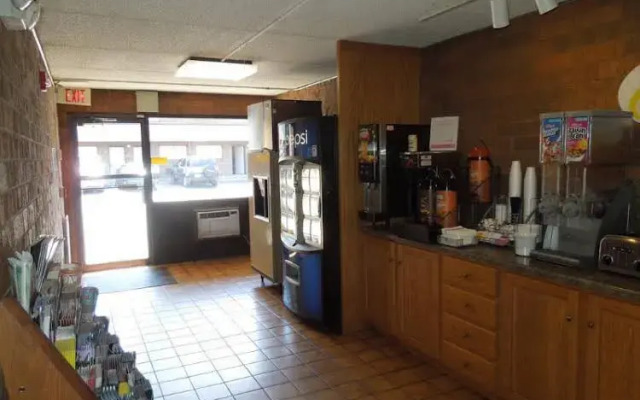 Super 8 Beachwood Cleveland Area