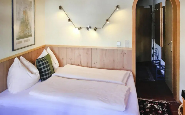Chalet in Dienten With Ski-in Access