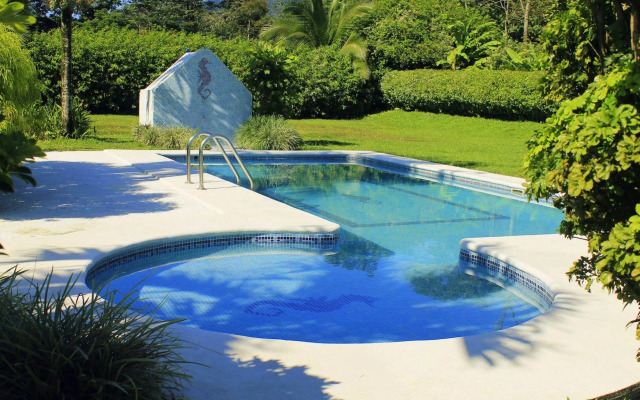 Hotel Tangara Arenal