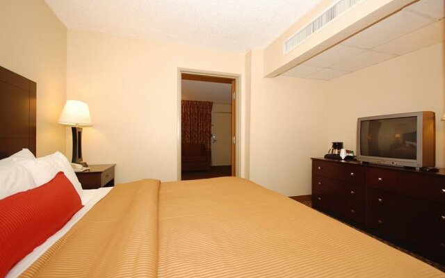 Magnuson Hotel & Meridian Convention Center