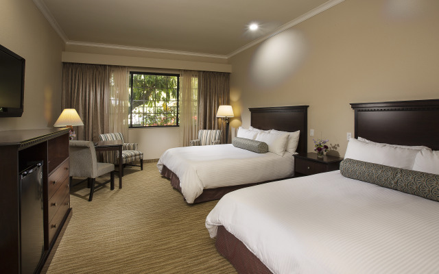 Coast Burbank Hotel