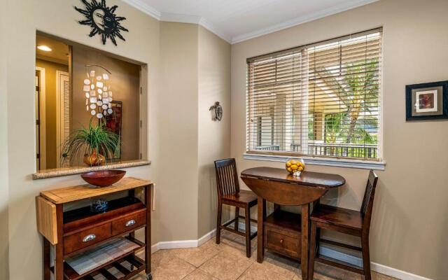 Waikoloa Beach S E33 2 Bedroom Condo by RedAwning