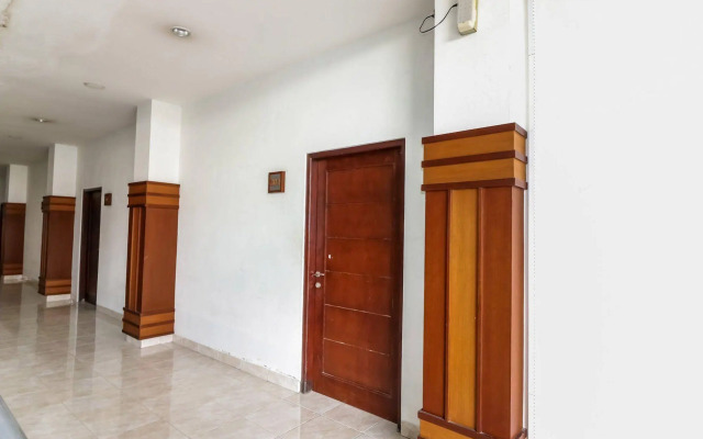 NIDA Rooms Colombo Komplek Karang Marang