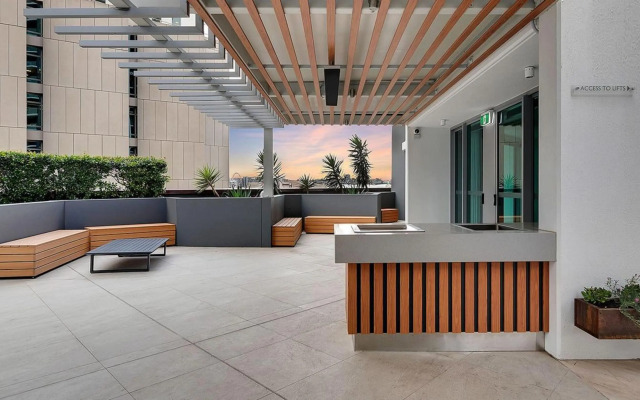 Evolution Apartments