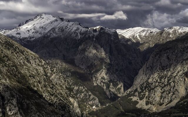 Viviendas Rurales Los Llares