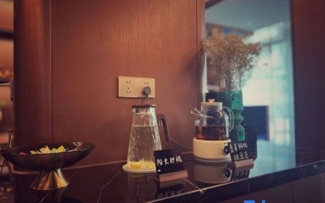 Shanghai Xujiahui center Hongqiao Road Manhe hotel