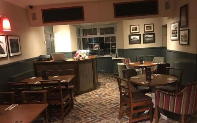 The Ynyscedwyn Arms Hotel