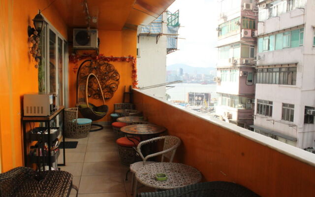 Pandora After 80s Hostel