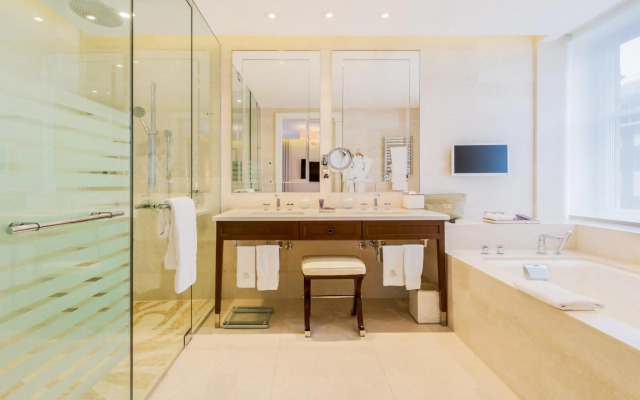 The Ritz-Carlton, Montréal