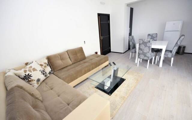 One Bedroom Apartment Centar C9