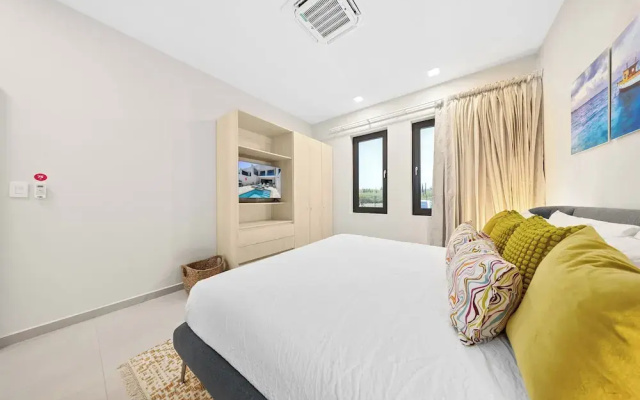 Catalina Residence Apt 3 - L.g. Smith Boulevard 546-j