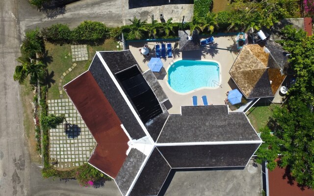 Windjammer, 4BR by Jamaican Treasures