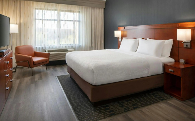 Courtyard Scottsdale Salt River