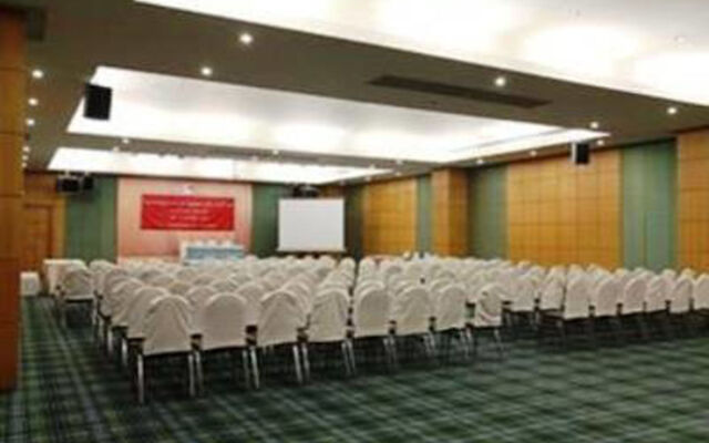 Diamond Plaza Hotel Suratthani