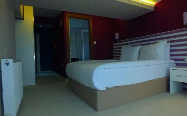 Cebeci Lotis Hotel