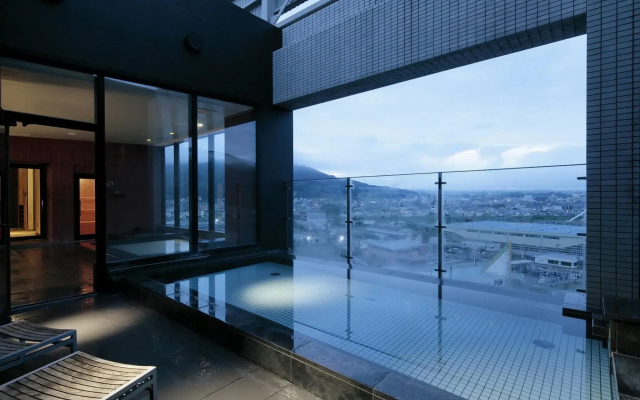 Candeo Hotels Chino