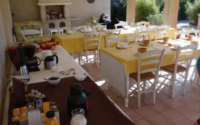 L'Oustal Des Mers