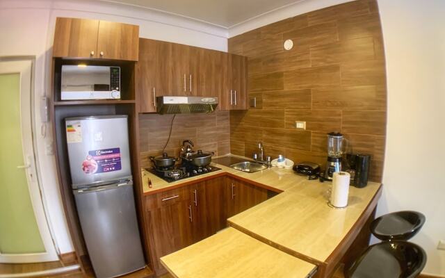 Del Niño Apartments