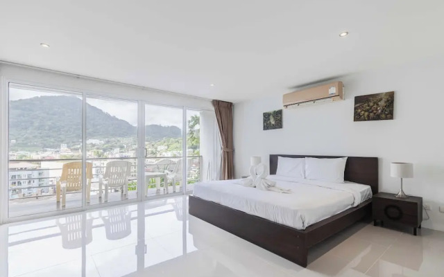 1BR Bathtub Near Beach Prime Spot C229