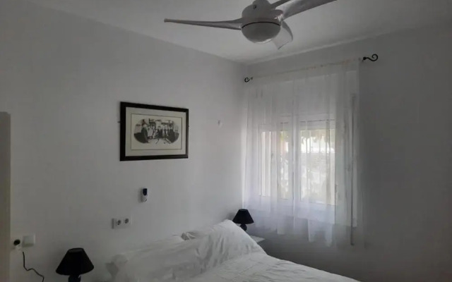 Comfortable 3-bed House, Bungalow