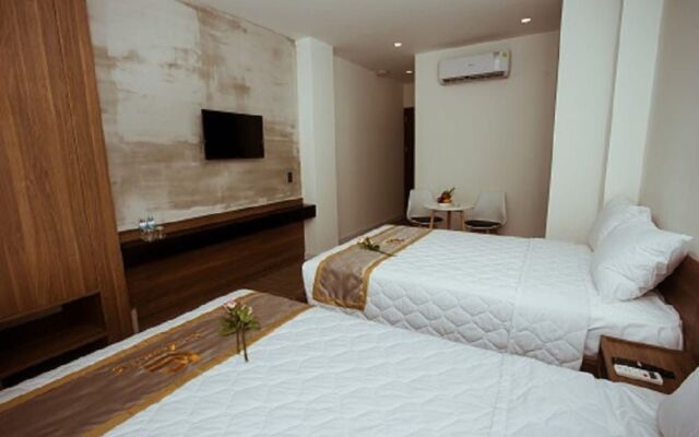 Lee Charming Hotel by ZUZU