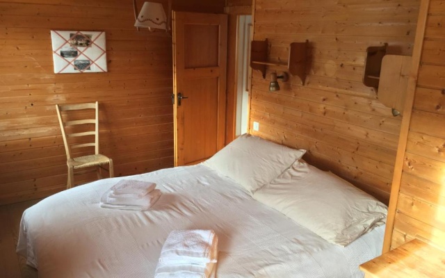Magnifique chalet pour 10 personnes à Vercorin – Guest Rooms – Chalais